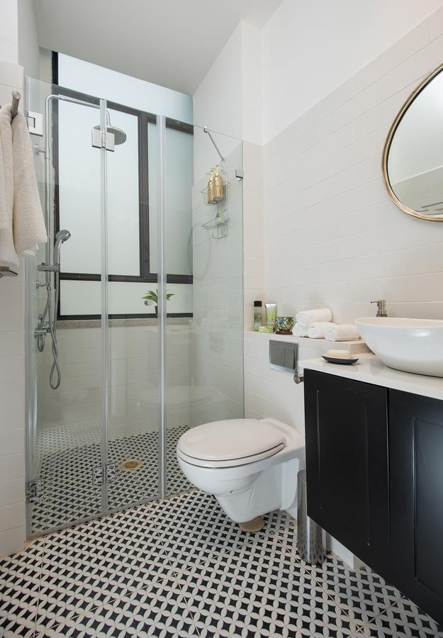 Aparthotel Reines5 Tlv 2*