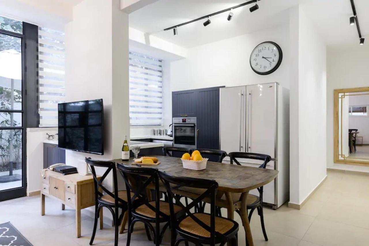 Aparthotel Reines5 Tlv