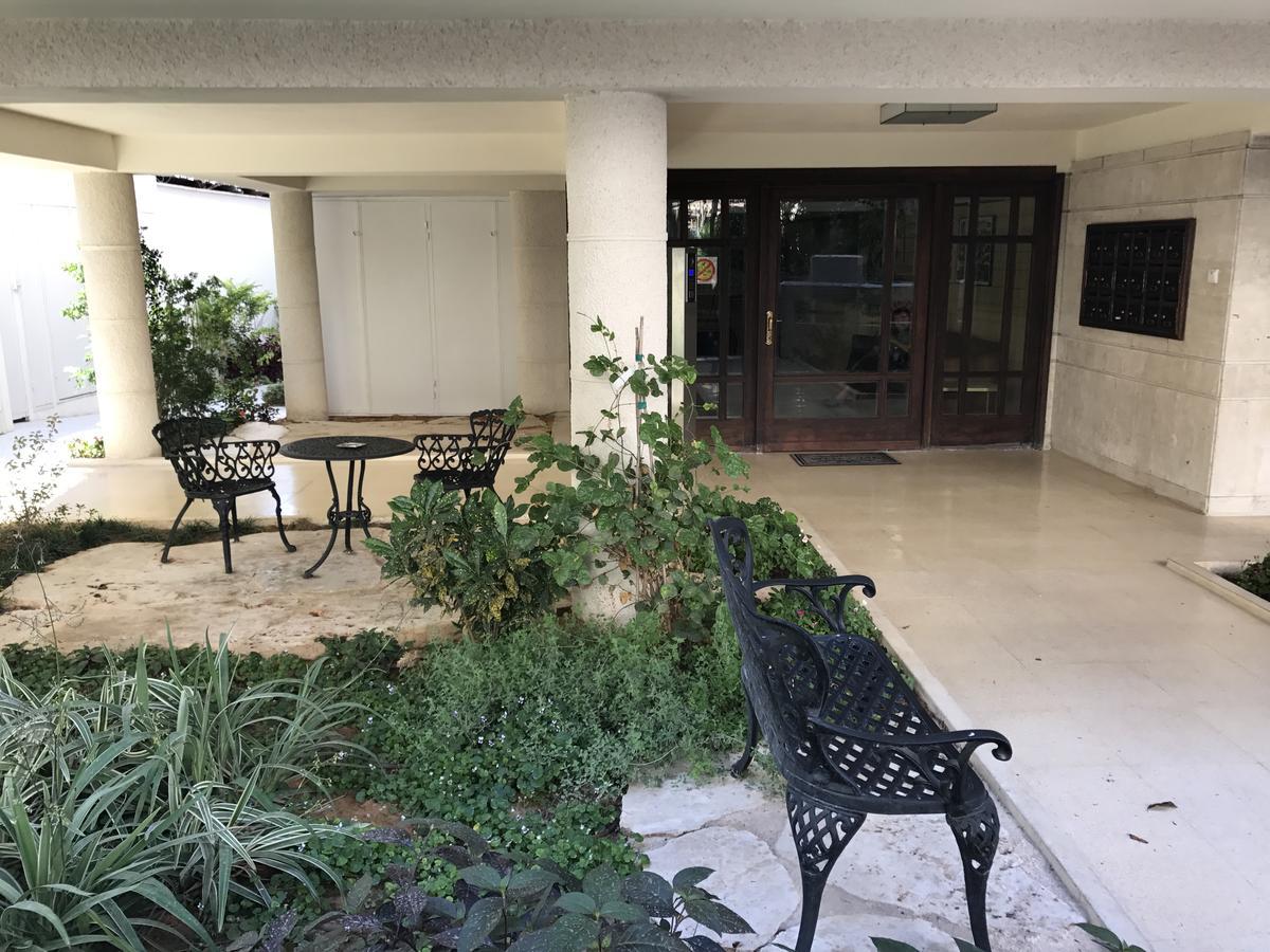 Aparthotel Reines5 Tlv 2*